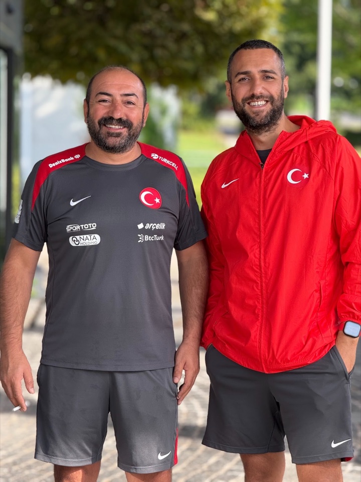 Bülent Ece saha ve kariyer arşivi fotoğrafı 3